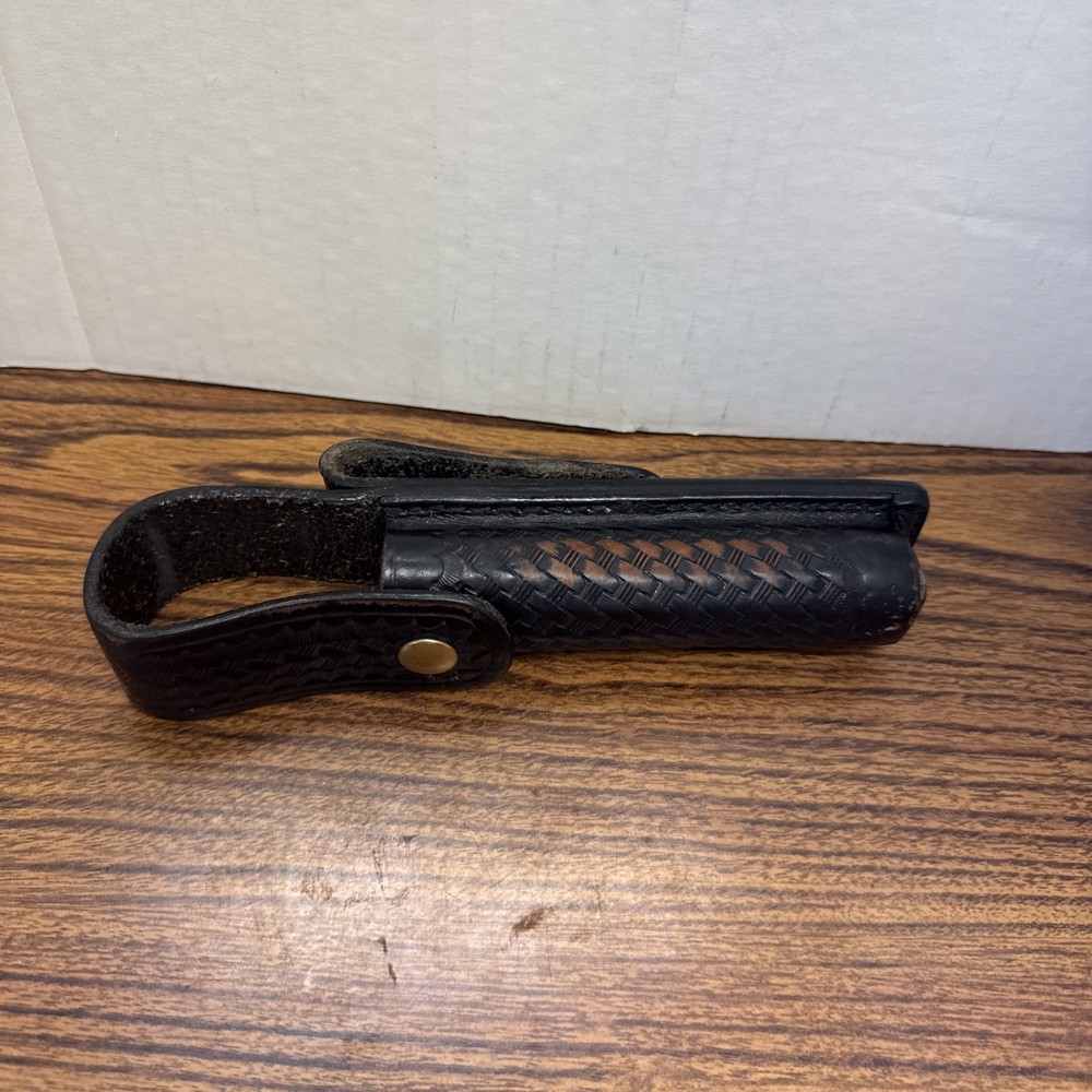 DUTYMAN 2821 FLASHLIGHT HOLSTER STINGER BASKET WEAVE HOOK & LOOP CLOSURE