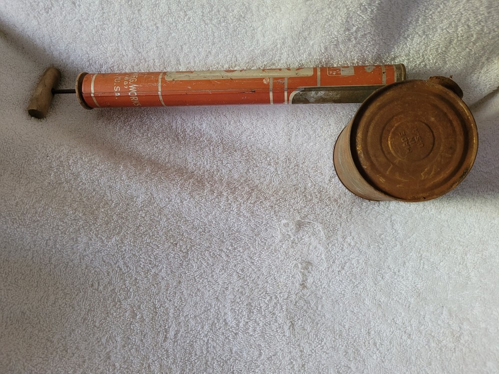 Vintage Tin Chapin Hardware Store Bug Sprayer