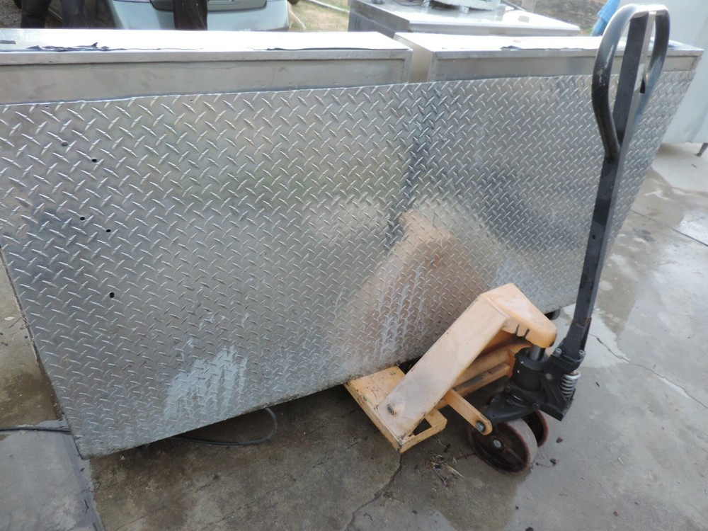 REFRIGERATED PREP. PIZZA SANDWICH TABLE (CONTINENTAL)