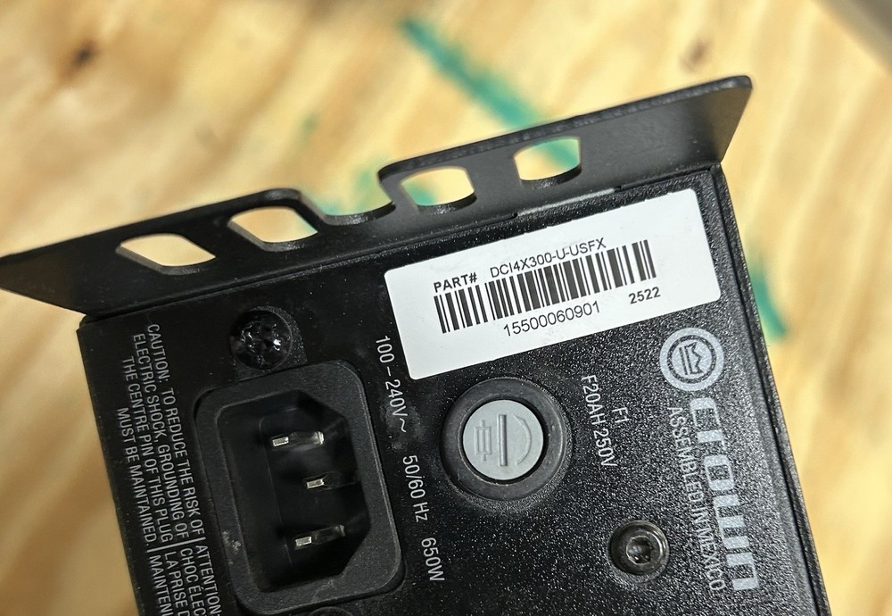 Crown DCI4X300-U-USFX Analog Power Amplifier