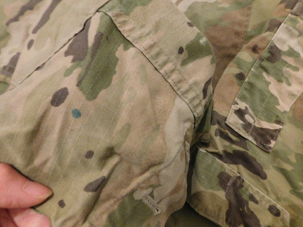 US ARMY OCP COAT SZ MEDIUM - SHORT