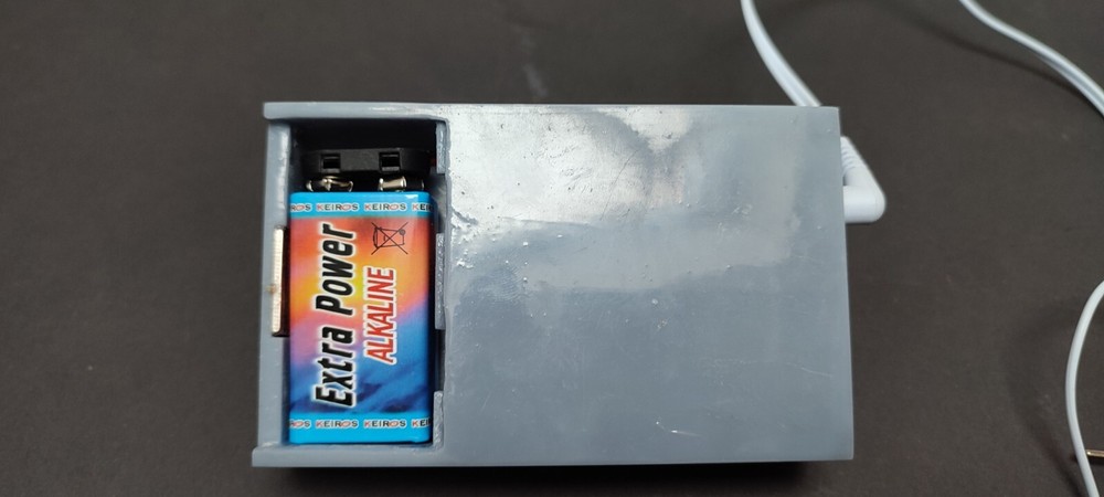 Hulda Clarck’s Protocol Gadget Multi Frequency Zapper with Copper, Carbone elect