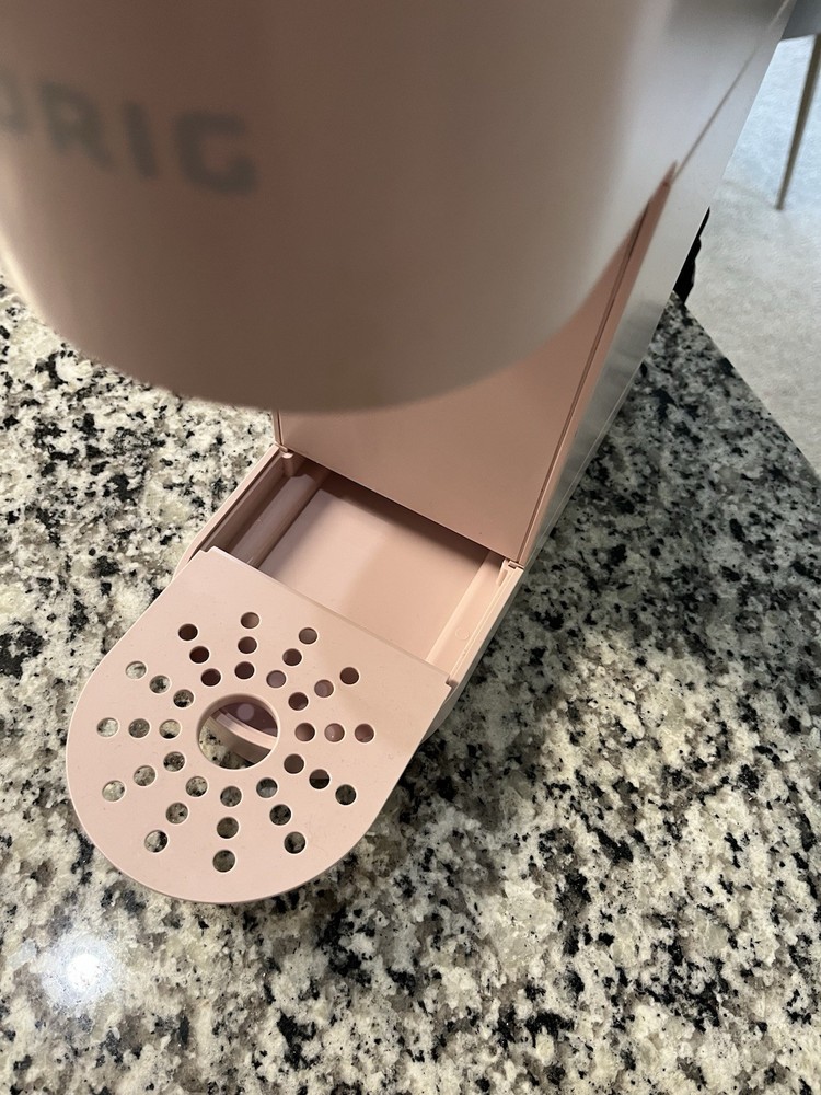 Keurig K-cup coffee maker, 12 oz. capacity