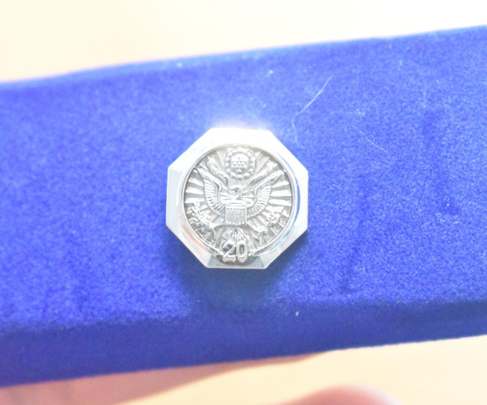 Federal Service Pin 20 Years