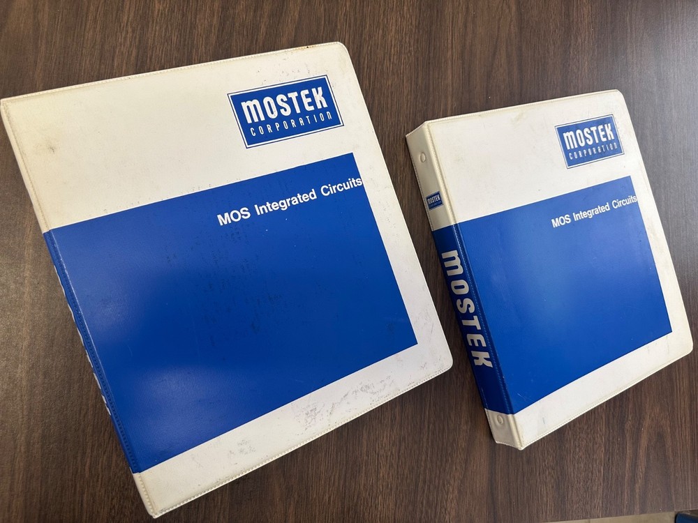 Data General AOS Macroassembler Reference Manual minicomputers — MOSTEK binders