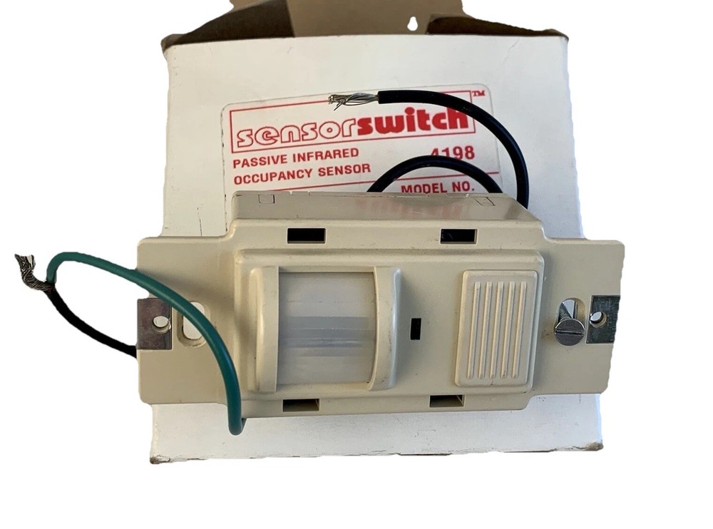 SENSOR SWITCH CMR-9 Passive IR Occupancy Sensor Wall Switch Ivory 120/277V New