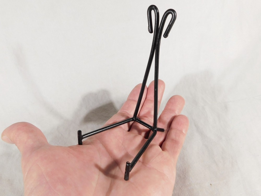 Easel Display Stand with Scroll Design! Black Iron Medium Size