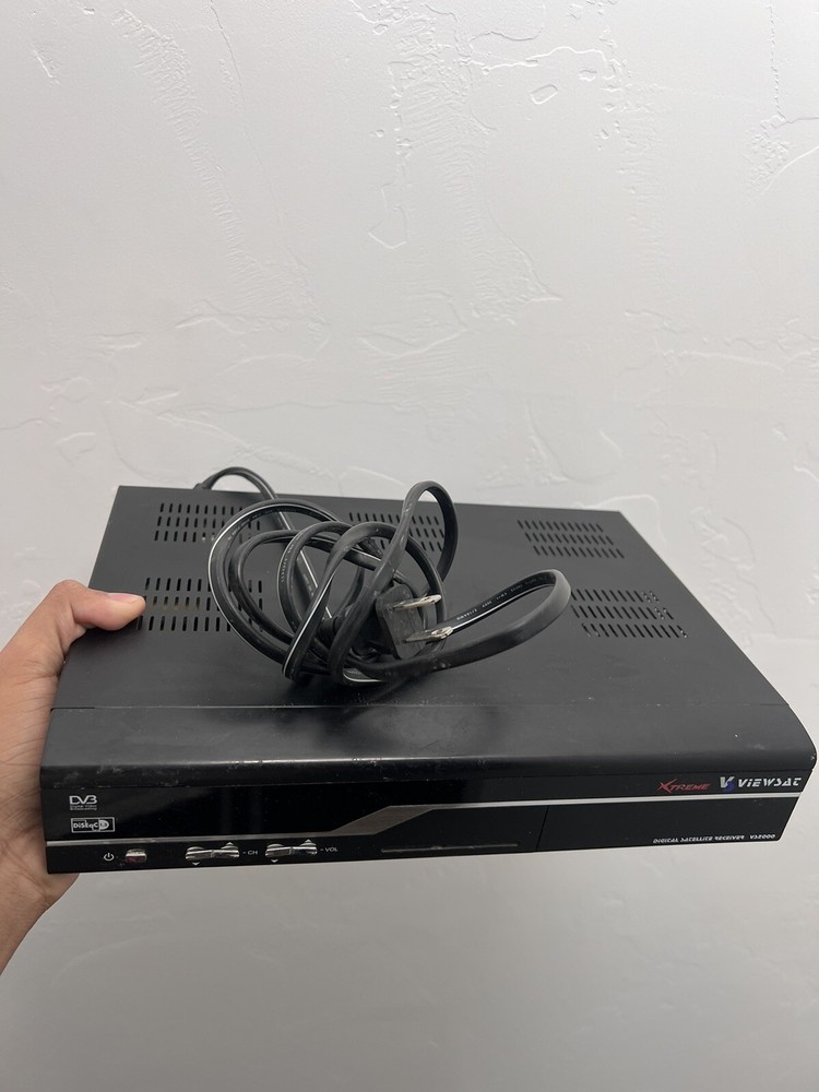 Xtreme VS Viewsat Digital Satellite Receiver VS2000 No remote does power on