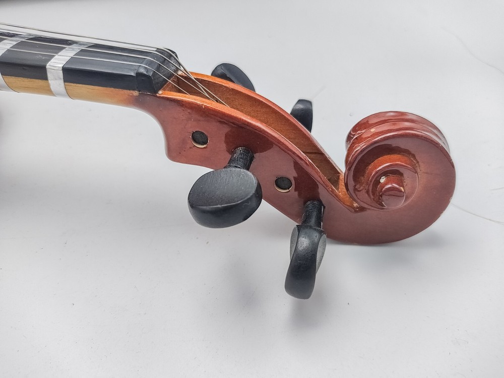 Unbranded 1/2 Size Violin w/ Case & Bow