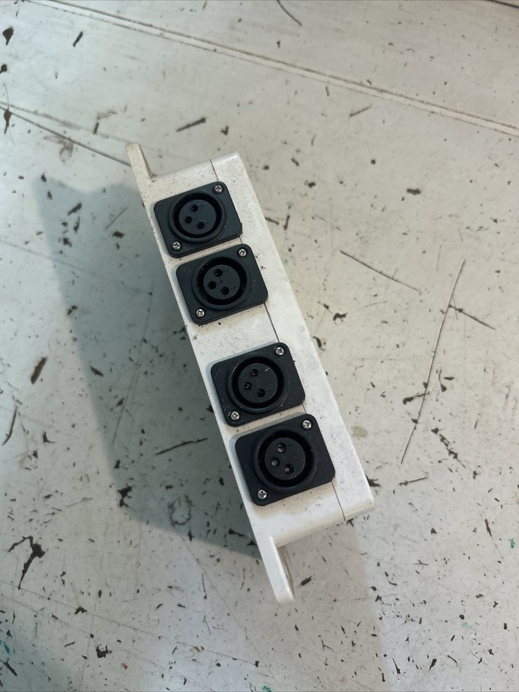 DMX Signal Amplifier 1000V for DMX512 Stage Light Controller Decoder Laser Light