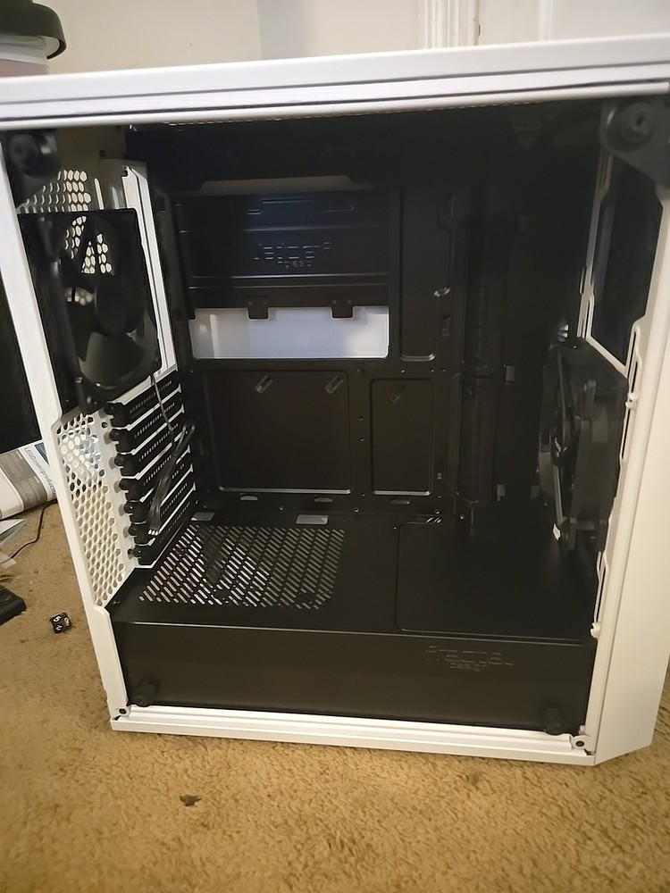 Fractal Design Meshify C White Tempered Glass Computer Case Open Box Never Used.