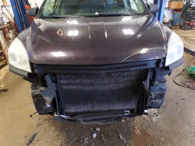 OUTLOOK 2008 Rocker Panel Moulding 9862738
