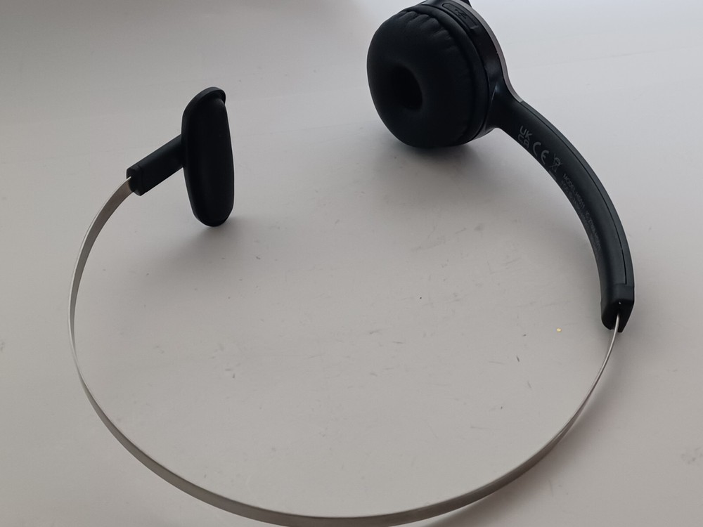 Wireless Headset HS011 with Microphone for PC -Replacement ONLY!