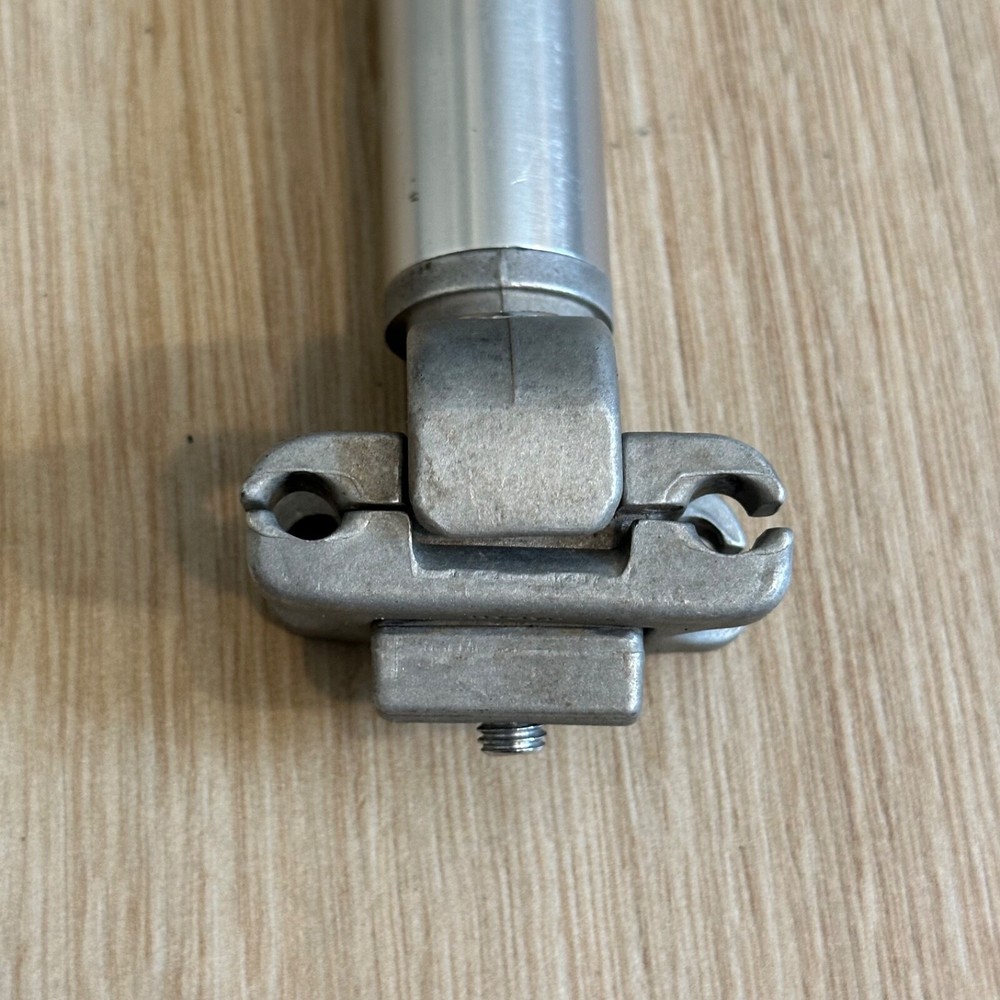 STRONG SEAT POST 26.9MM x 190 MM SILVER A1