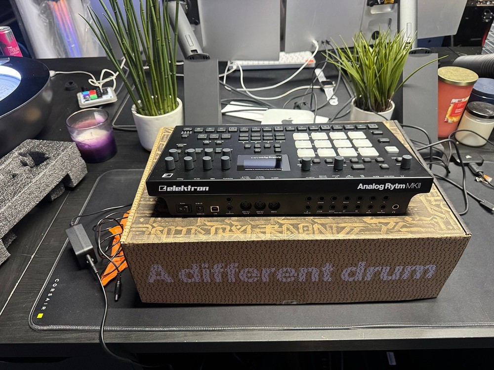 Elektron MKII 12 Pad Drum Machine