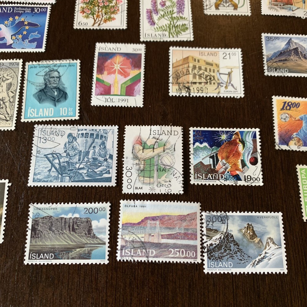 ICELAND STAMP LOT 30 DIFFERENT STAMPS, NO DUPLICATES
