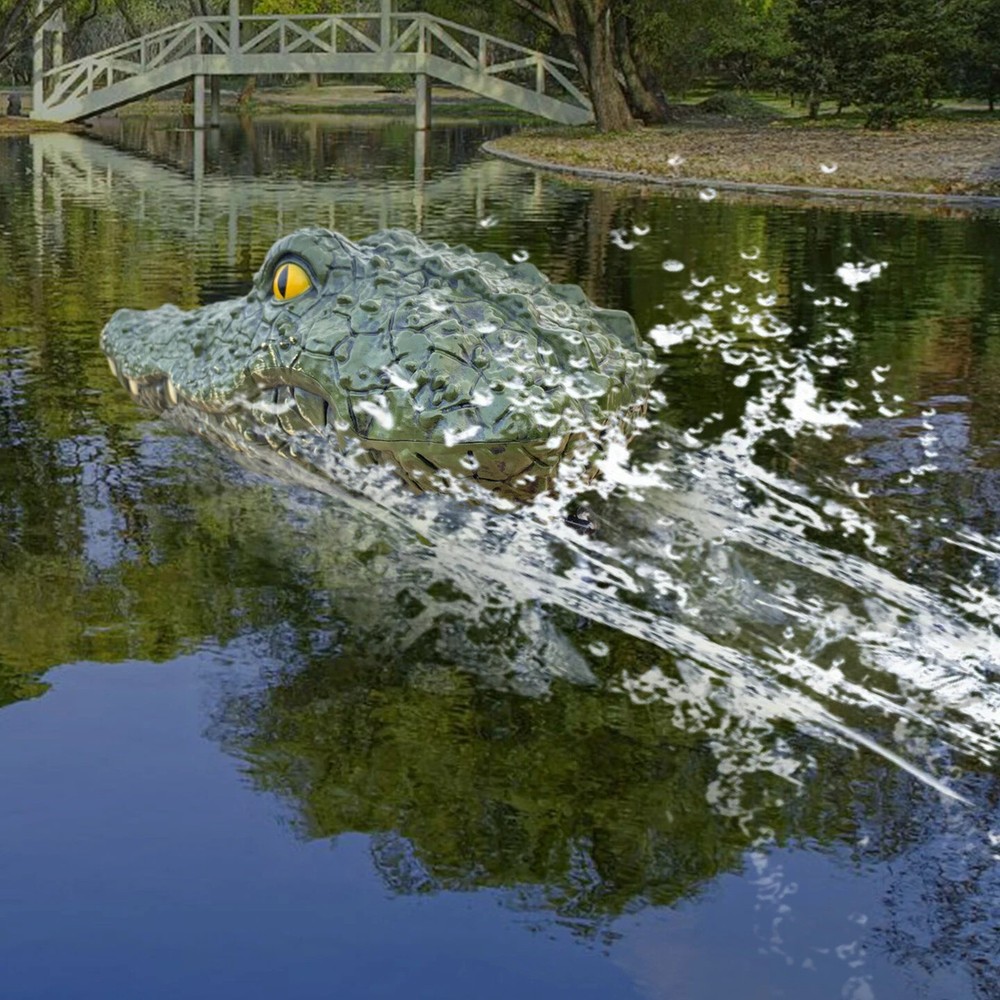 R/C full function remote control CROCODILE animal simulation radio control - NIB