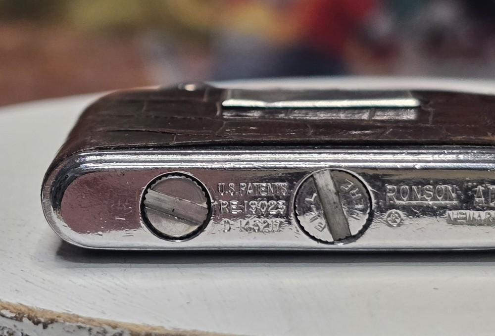 Vintage RONSON ADONIS Push Down Lighter