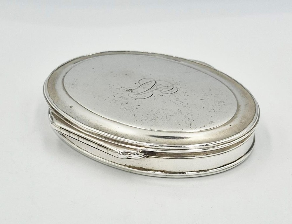 EARLY 18TH CENTURY GEORGE I SOLID SILVER SNUFF BOX c1720