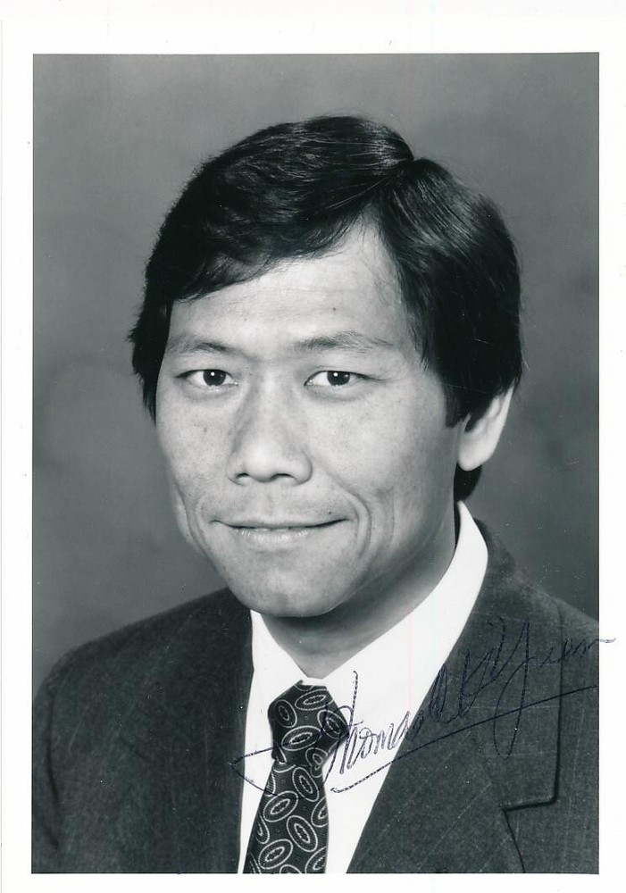 Thomas Yuen - Signed B&W Photograph (American Executive)