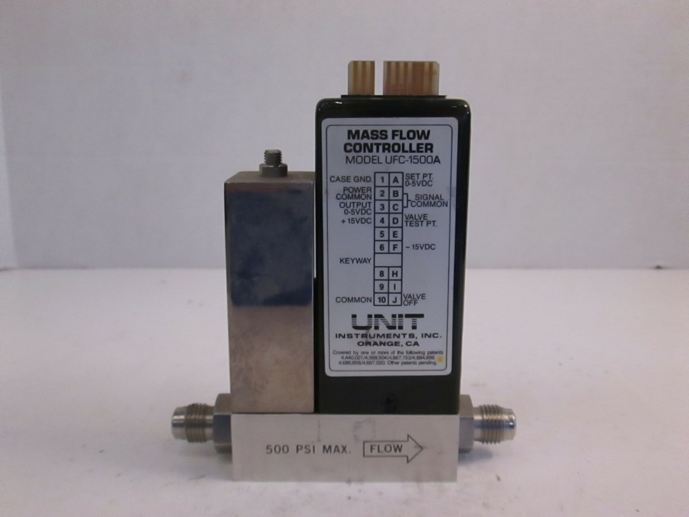 Unit UFC-1500A Mass Flow Controller, Gas, N2, 200 SCCM