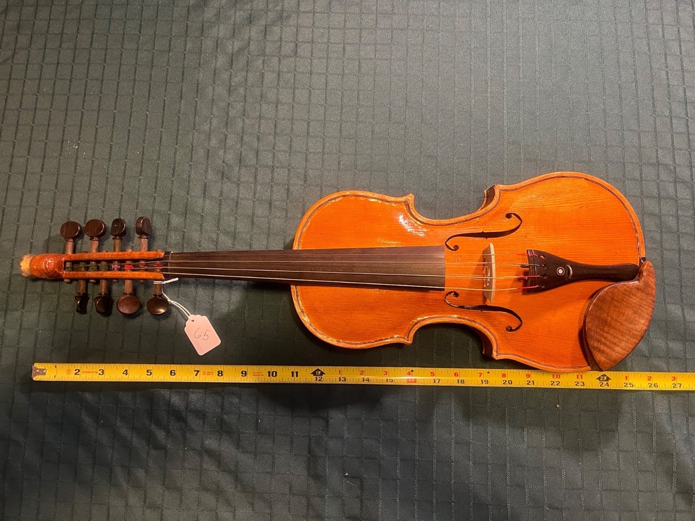 8 string Hardanger norwegian full size fiddle