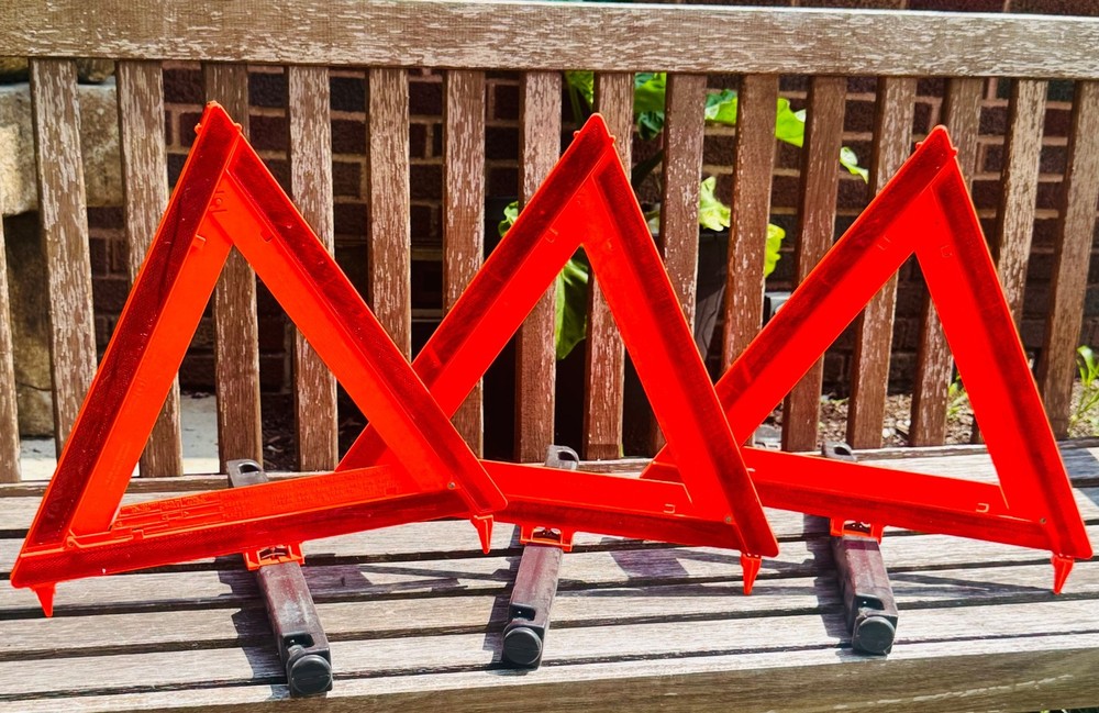 Sate-Lite No. 17A Reflective Emergency Warning Triangles 17" DOT APPROVED