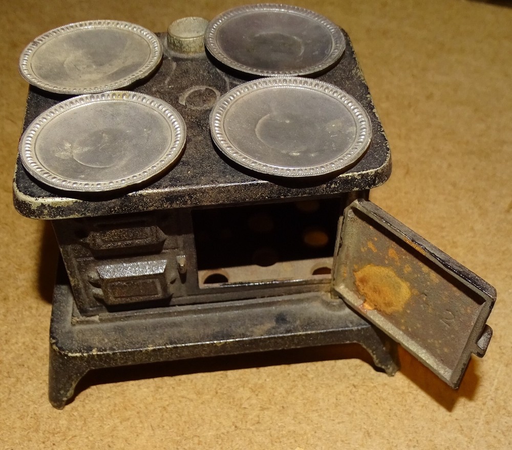 Minatare STAR Cast Iron Stove