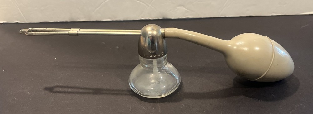 Vintage Devilbiss #15 Glass Medical Spray Atomizer