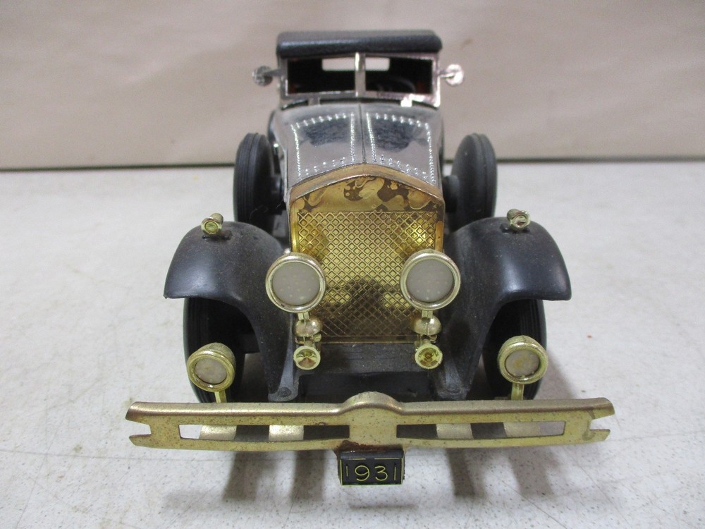 Radio Shack Solid State 1931 Rolls Royce Phantom II AM Radio