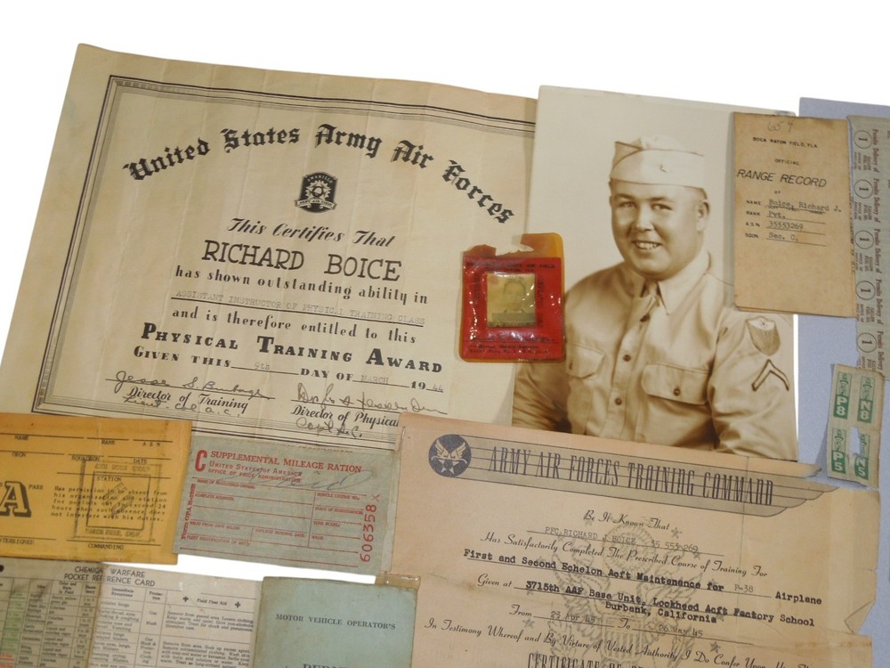 WWII US Army Air Force AAF Certificate Document Photo Group DR21