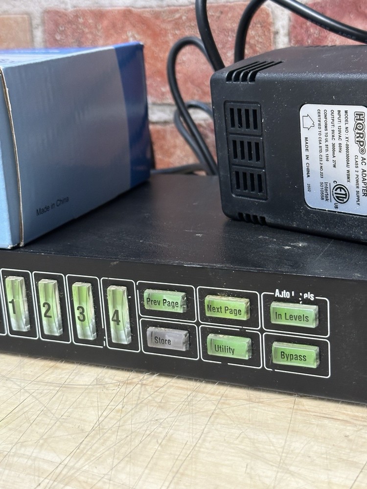 DigiTech Studio Quad 4 In 4 Out Mutli Effects Processor