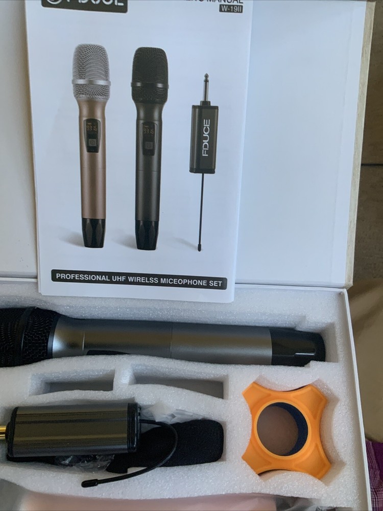 FDUCE Wireless Professional Universal Microphone Duel Handheld System