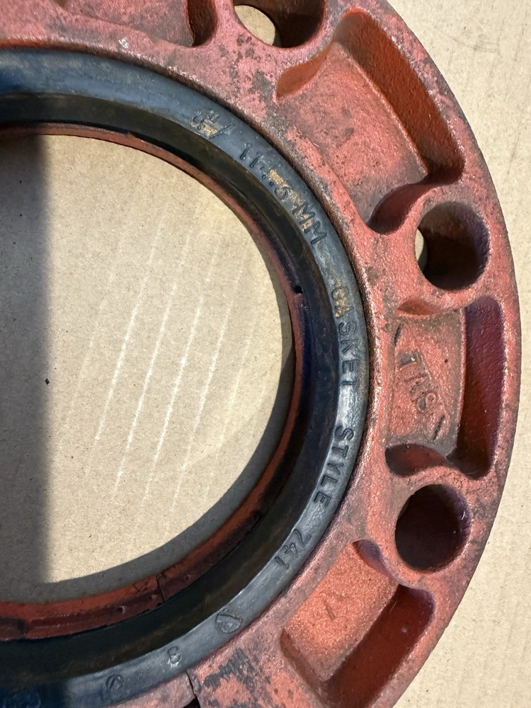 Victaulic 4"-741 4" Flange Adapter - EPDM