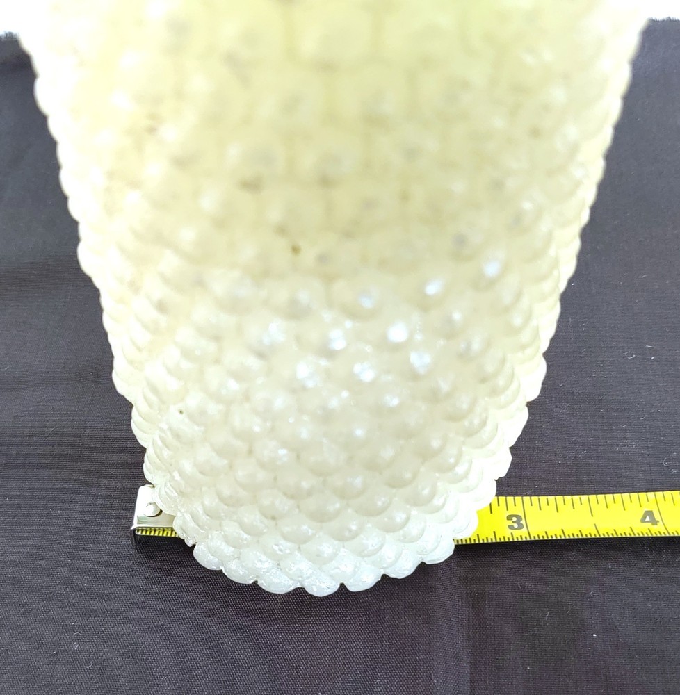 WHITE PILLAR CANDLE
