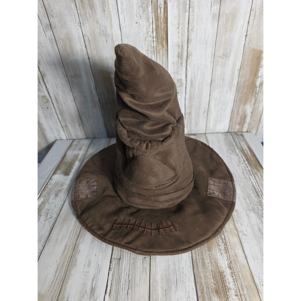 Official Harry Potter Wizarding World Talking/Animated Sorting Hat