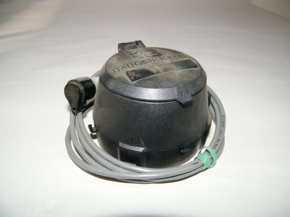 BADGER METER 1" GRAY MODEL 70 ABSOLUTE DIGITAL ENCODER 64501-011 WATER METER NEW