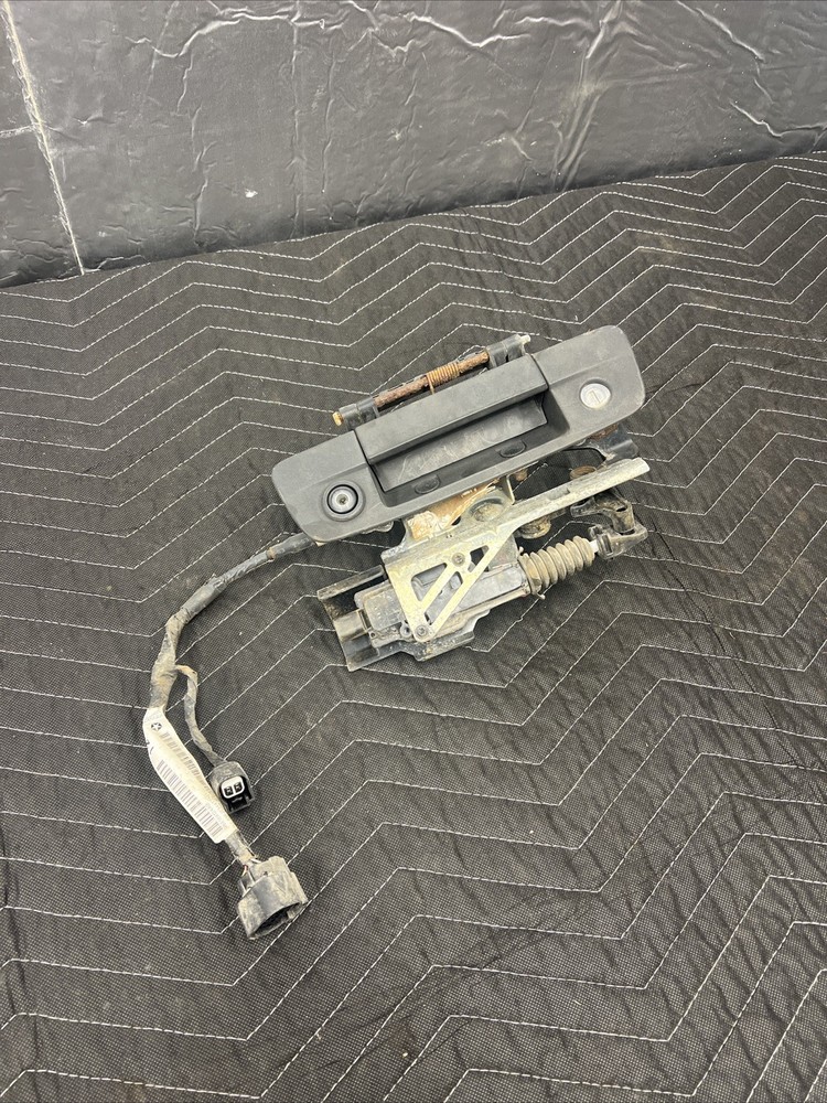 2013-2018 RAM 1500 2500 3500 TAILGATE HANDLE REAR BACKUP CAMERA LOCK ACTUATOR