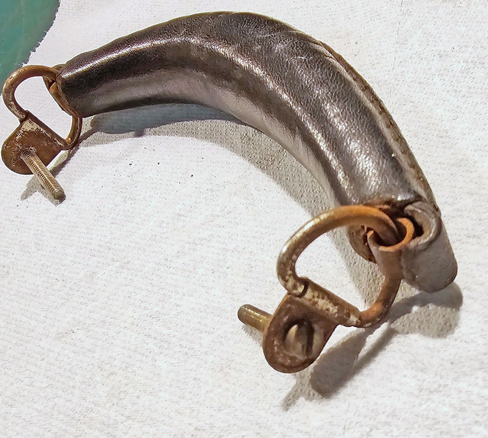 HOLMES 16mm Projector Type 12 - Leather Handle