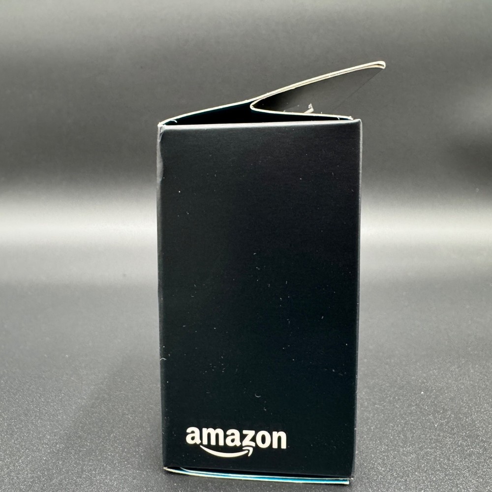 Amazon Smart Plug - White Works With Alexa NEW Sealed