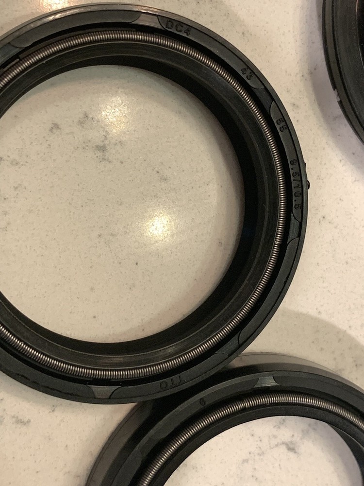 FORK DUST WIPER SEALS REBUILD KIT 4 pack -