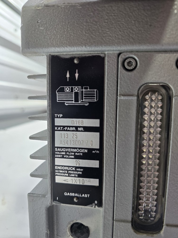 Leybold Trivac rotary vane vacuum pump D16B