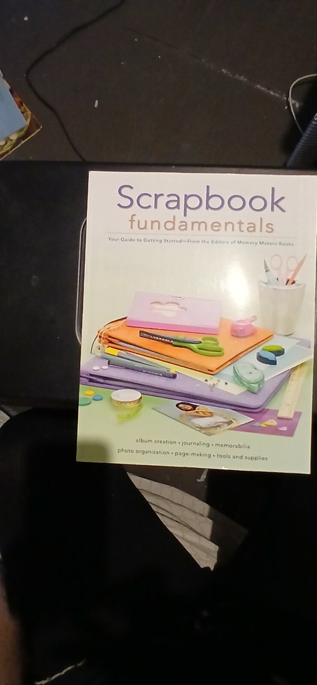 Scrapbook Fundamentals - getting Started - Photo Crafts Memory Makers Book
