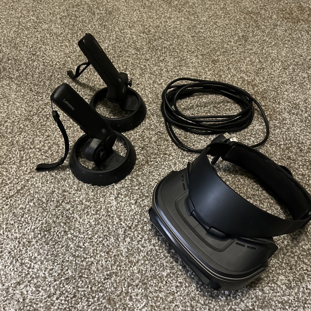 Lenovo Explorer VR Headset  & Controllers Windows PC VR-2511N