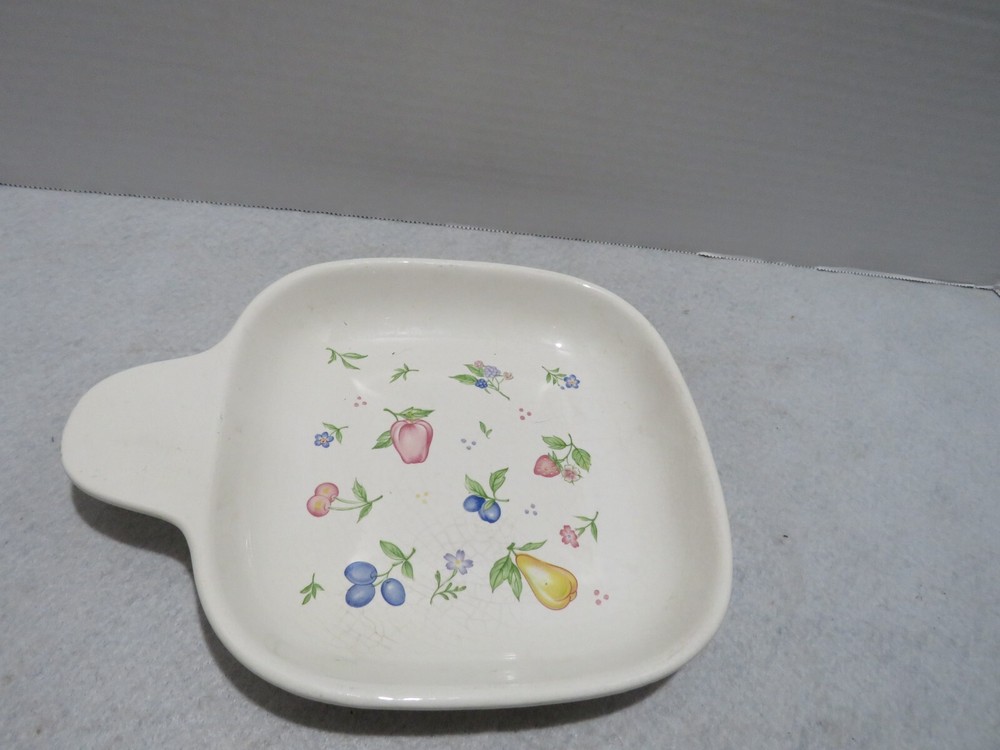 GRAB IT STYLE DISH WITH FRUIT PATTERN MADE IN JAPAN
