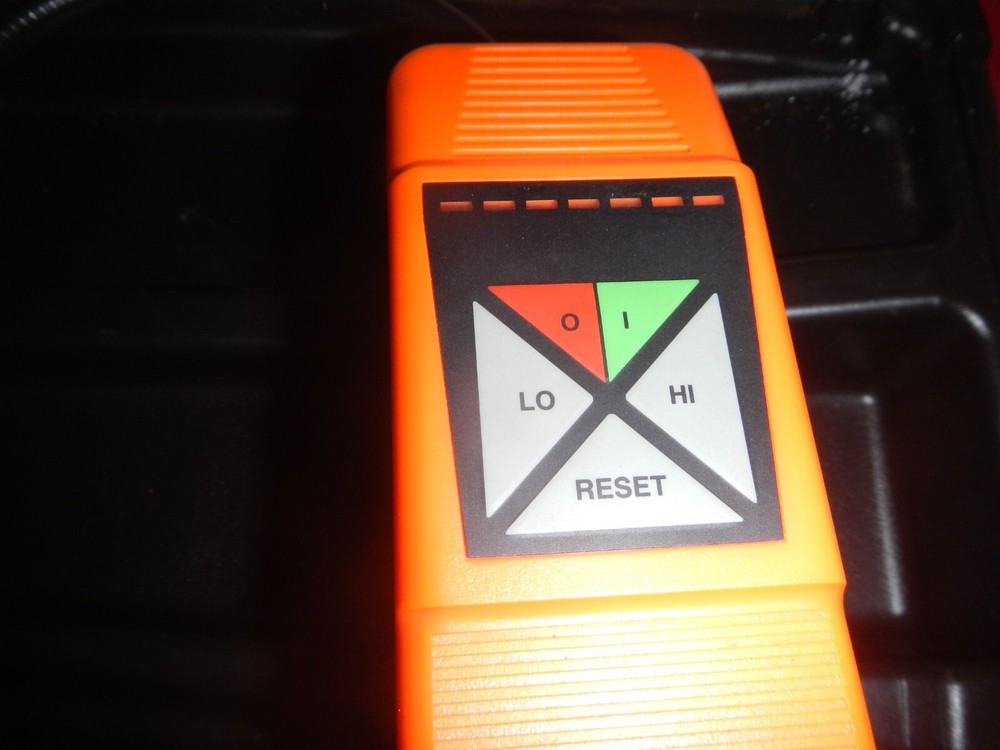 TIF RX-1 Refrigerant Leak Detector With Case WORKING