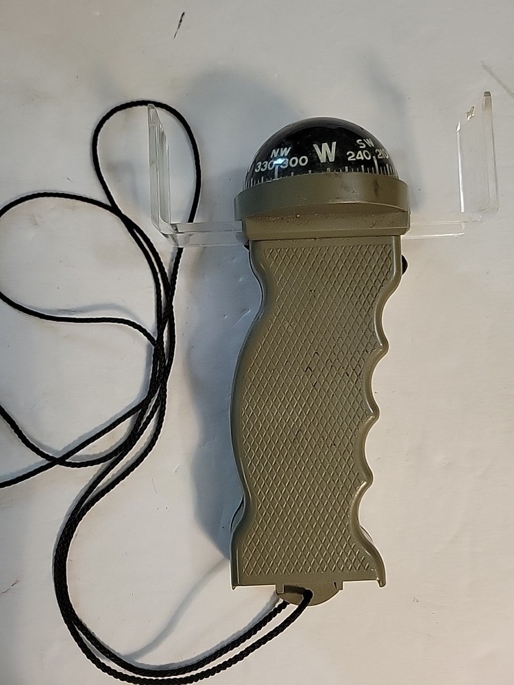 Vintage Davis Instruments Hand Bearing Compass