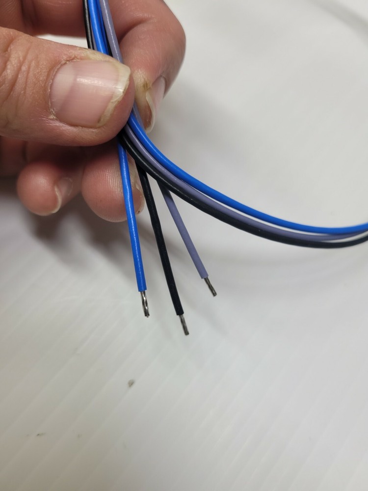 DC1C-C3RC MICROSWITCH ROLLER LEVER 6A