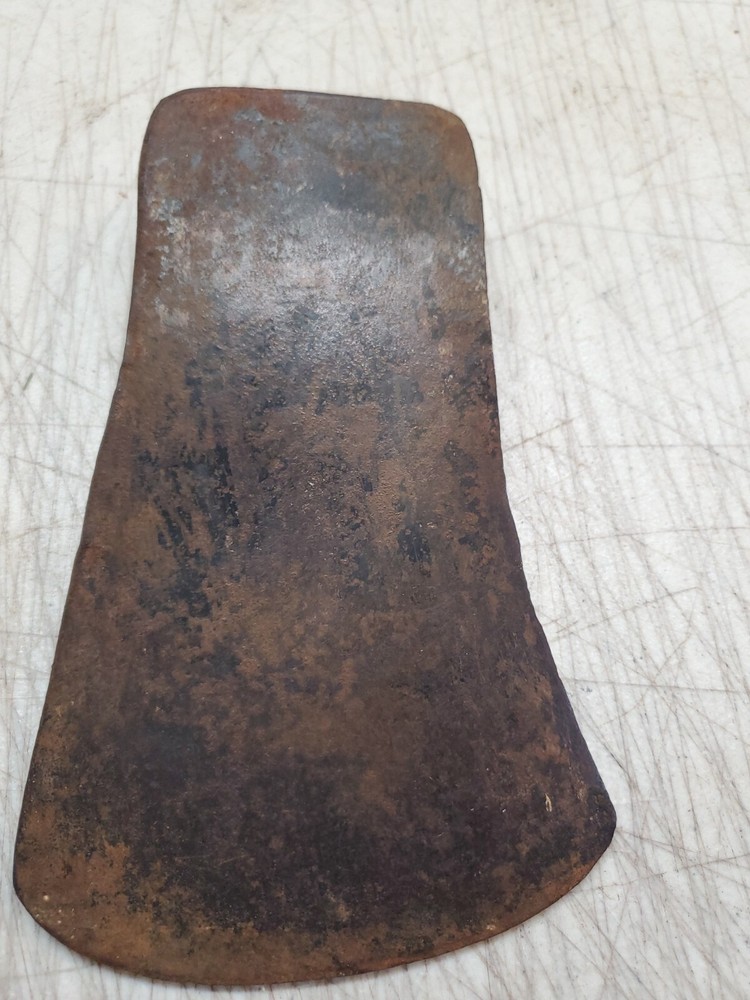 Vintage UNMARKED Single Bit Axe Head 3lb9oz Woodworking Tool