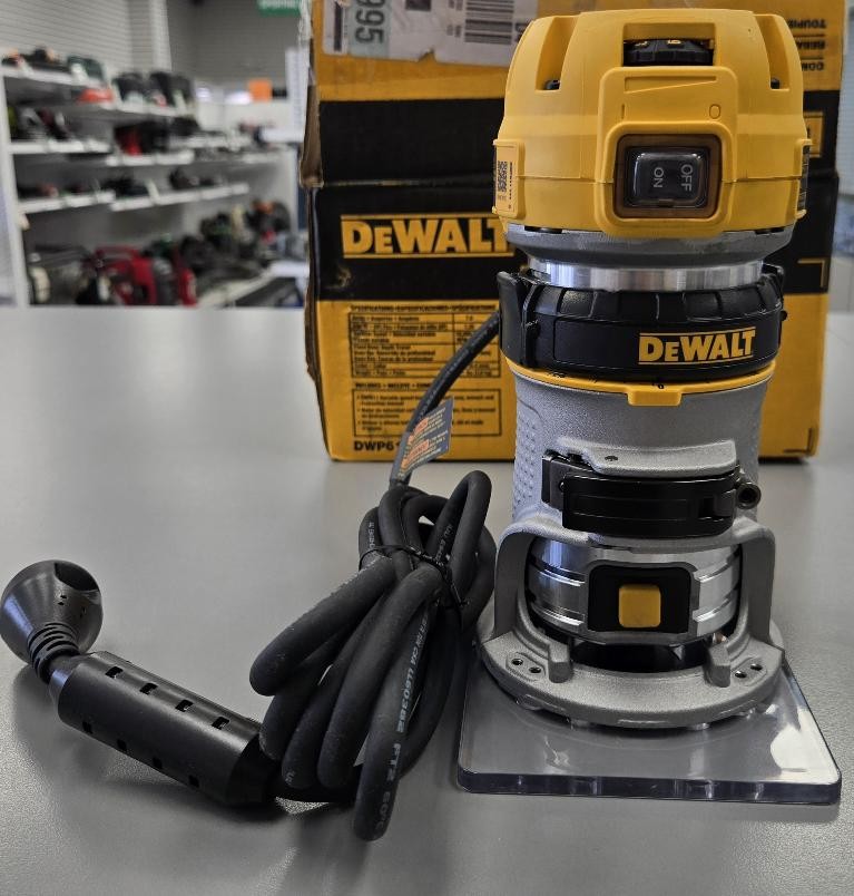 Dewalt DWP611 Compact Router (PD6014710)